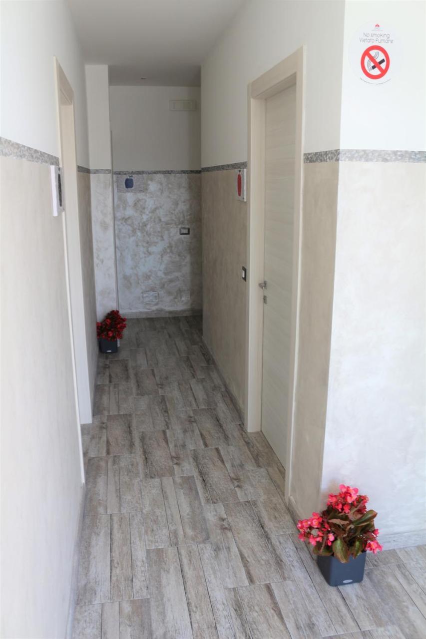 Apple Rooms Rome Airport Fiumicino Exteriér fotografie A typical interior of a mobile home